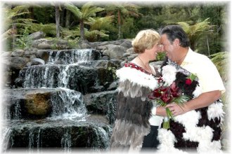 Korowai Ceremony - Traditional Maori Weddings Rotorua